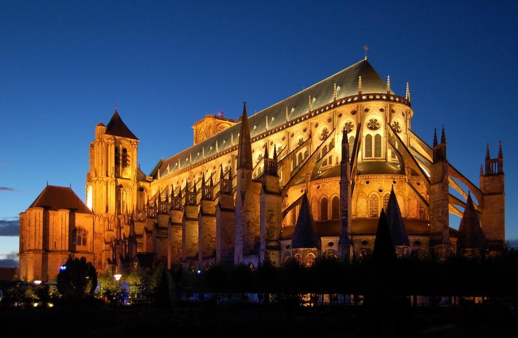 Campanile Bourges Nord - Saint-Doulchard Exterior foto